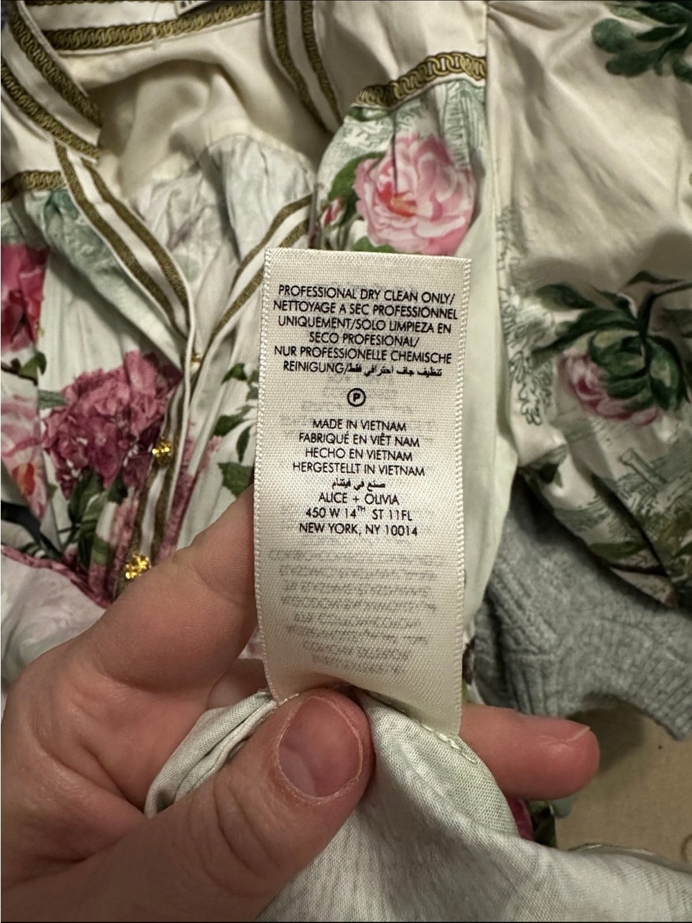 Alice + Olivia White Floral Button-Front Mini Dress with Gold Trim - Picture 10 of 10